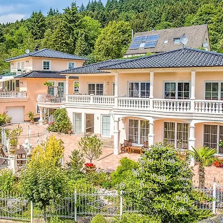 Eifelpalace Am Nuerburgring Villa