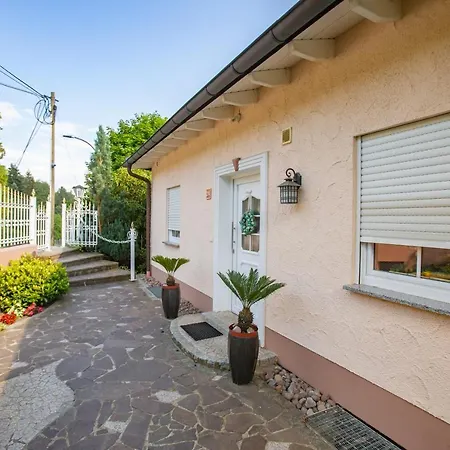 Eifelpalace Am Nürburgring * Adenau