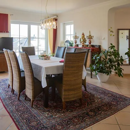 Eifelpalace Am Nürburgring Villa