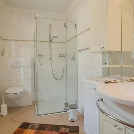 Villa Eifelpalace Am Nürburgring