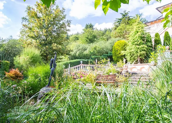 Eifelpalace Am Nuerburgring Вилла Аденау