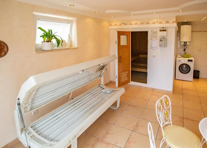 Вилла Eifelpalace Am Nuerburgring Аденау