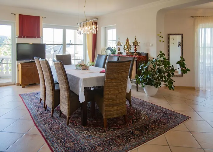 Eifelpalace Am Nürburgring Villa