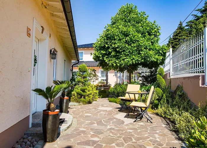 Eifelpalace Am Nuerburgring Вилла