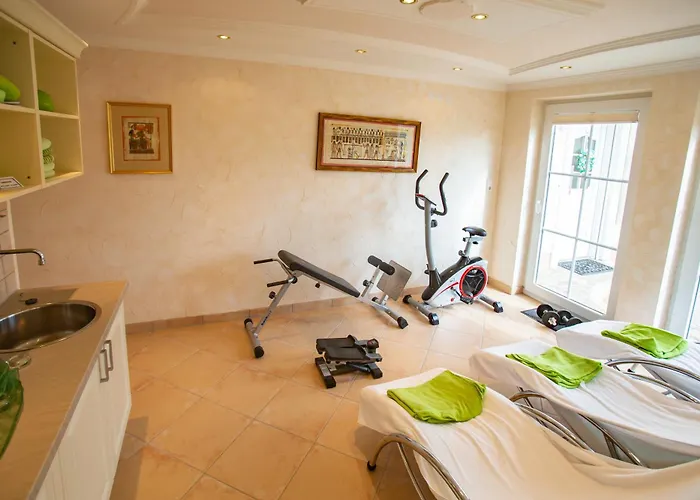 Eifelpalace Am Nuerburgring Вилла Аденау