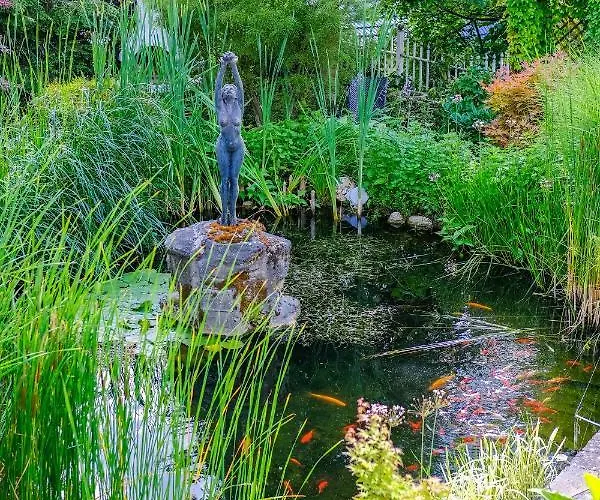 Вилла Eifelpalace Am Nuerburgring